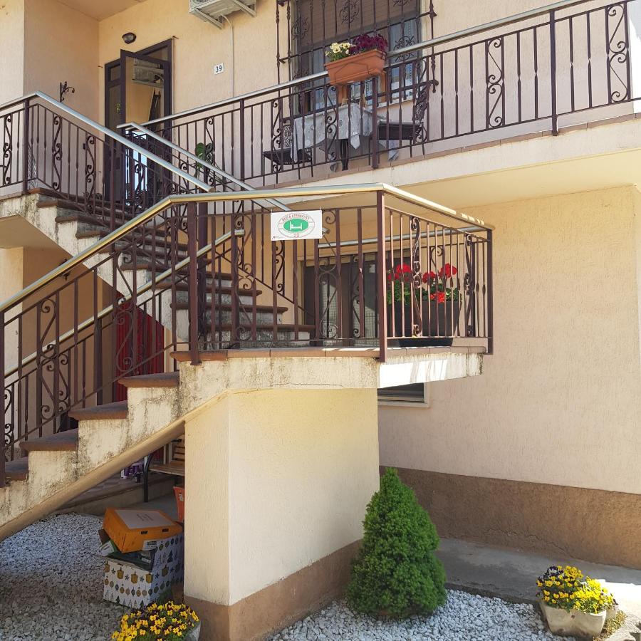 B&B Da Natallia Ronco allʼAdige Exteriör bild